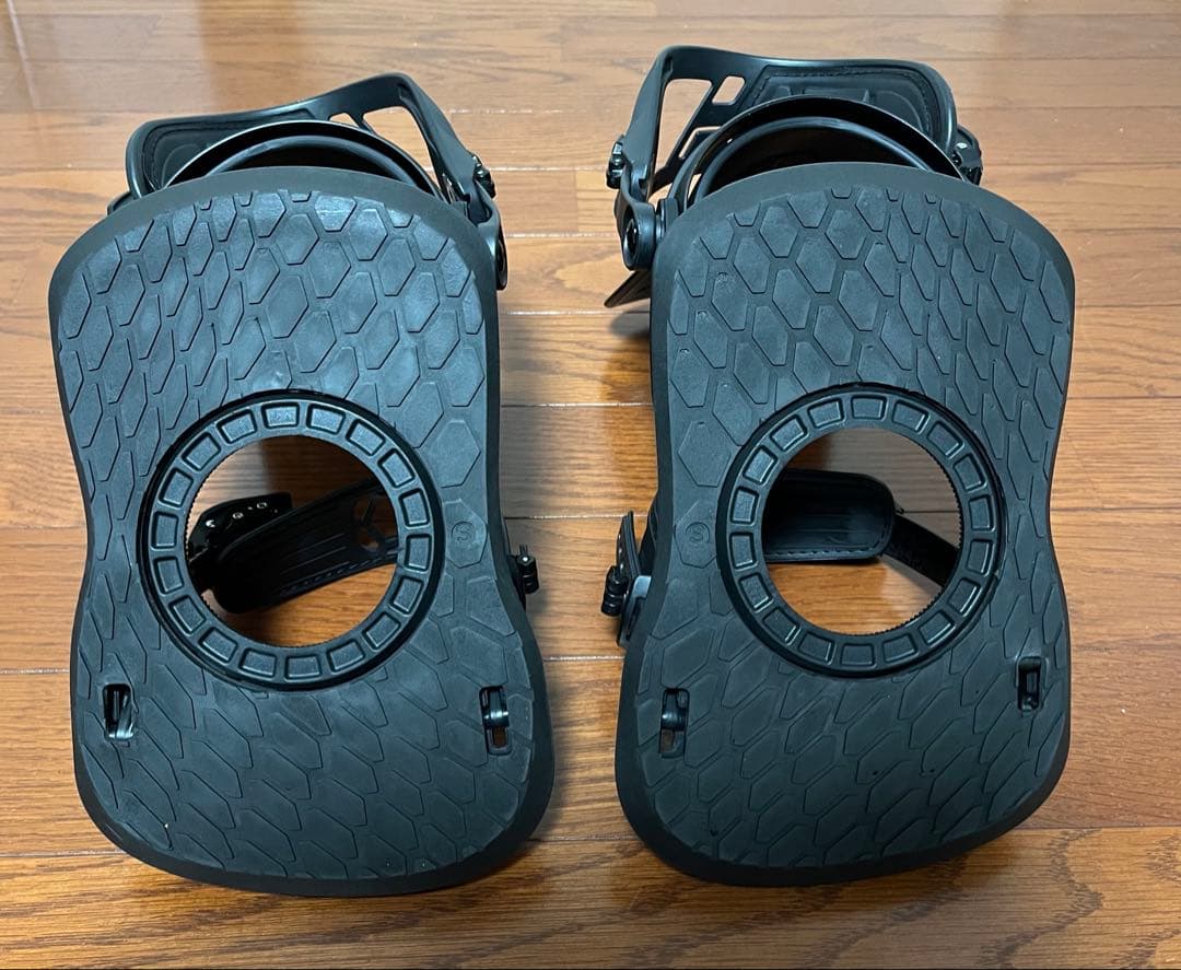 Union Strata 20-21モデル ブラック スノーボード ビンディング - メルカリ