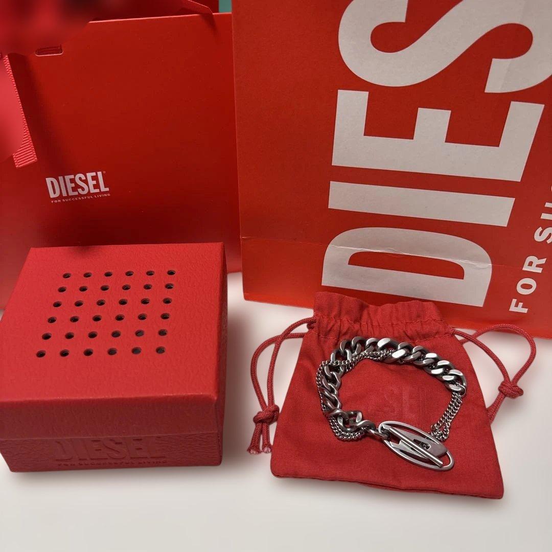 DIESEL シルバー チェーンブレスレット(箱、袋付き) DIESEL（ディーゼル） 並行輸入 ブレスレット スチール DX1473040ユニ