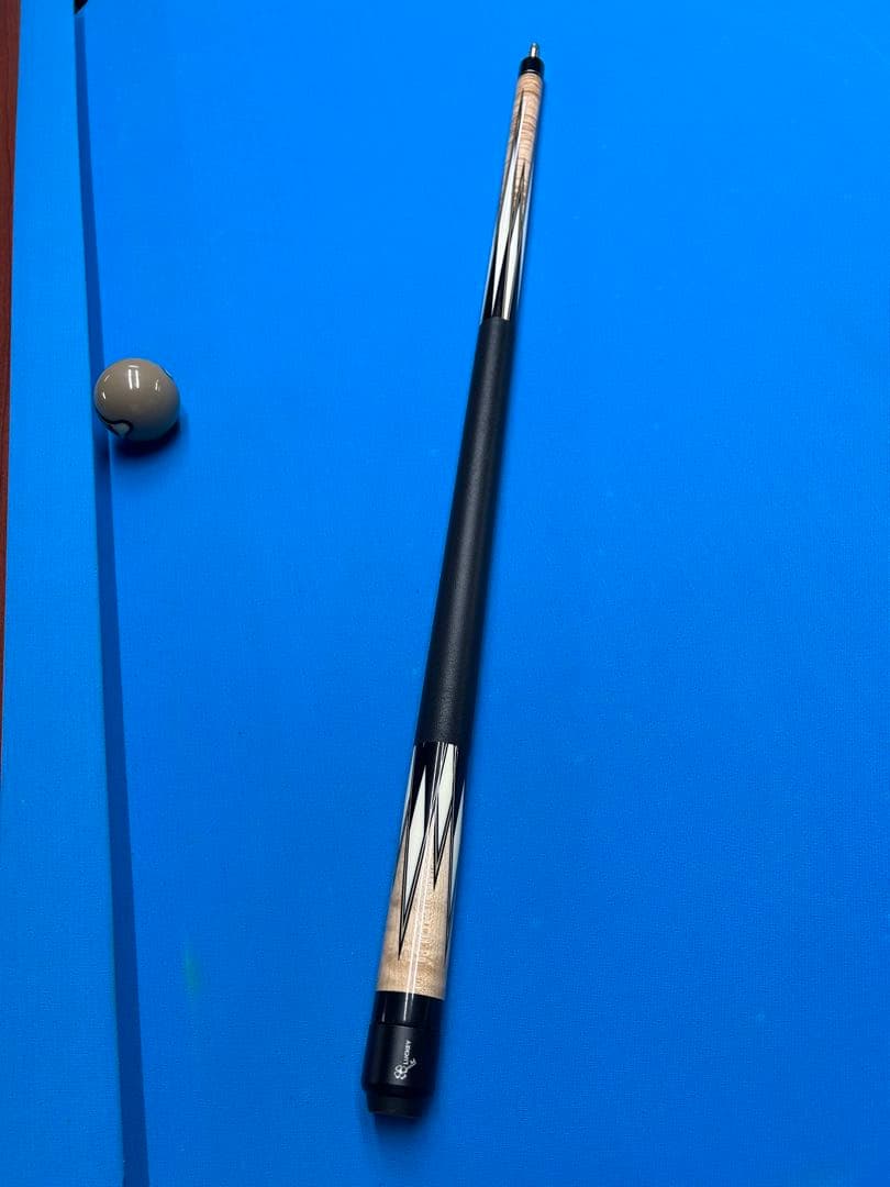 ユニバーサル　廃盤　ビリヤード　ラジアル