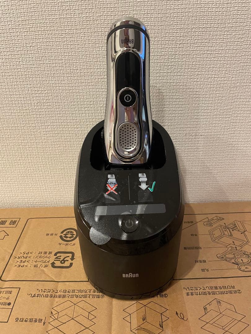 ブラウン BRAUN 9296CC-P シリーズ9 シェーバー BRAUN Series 9 ブラウン 9296CC-P シェーバー シリーズ9 洗浄器付