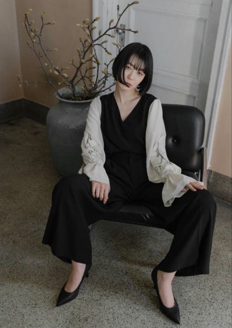 iCONOLOGY 花を着るブラウス 白木蓮　完売品 イコノロジー 花を着るセットアップ 〈ブラウス〉【白木蓮】 | iCONOLOGY