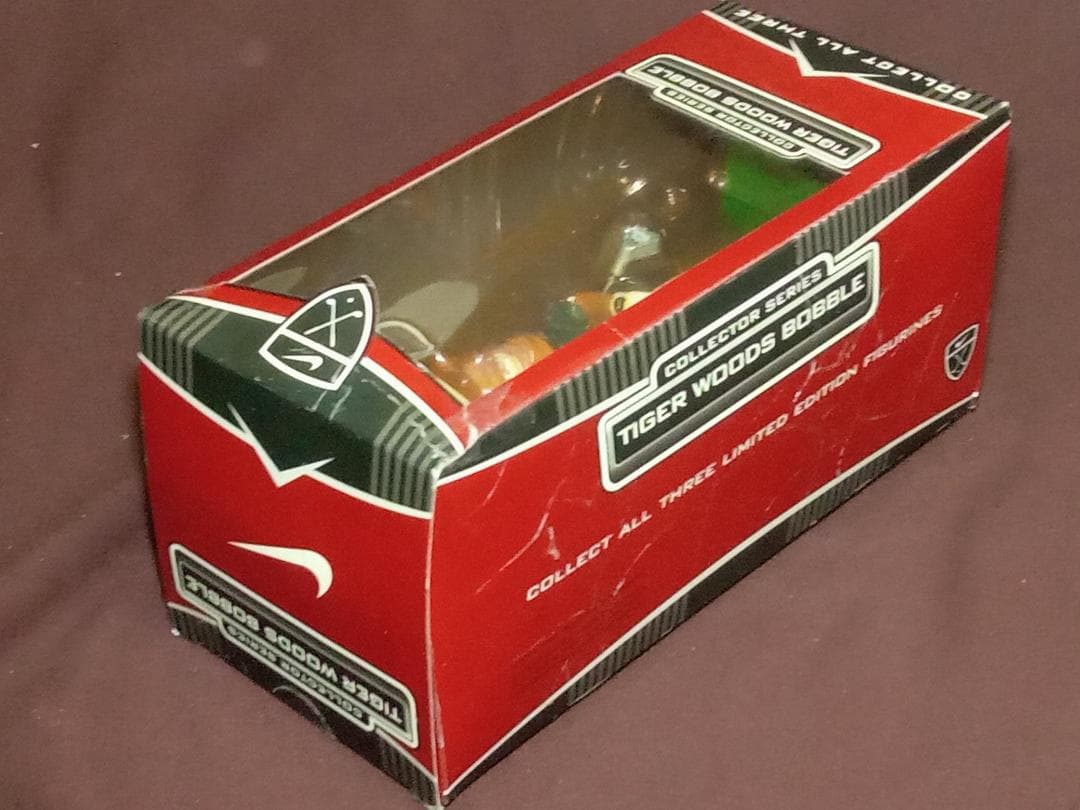 ナイキ x タイガー・ウッズ フィギュア 3 ボブルヘッド 首振り 人形