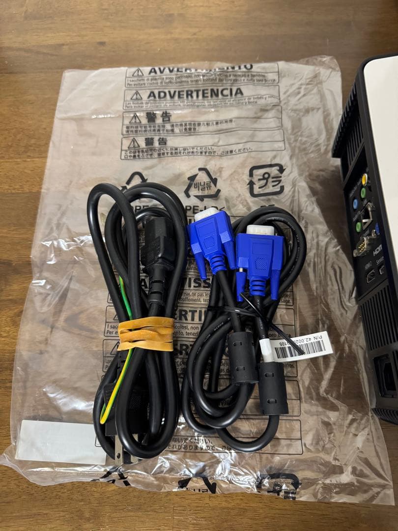 美品*RICOH プロジェクター WX5462 ランプ 3時間 元箱付き - メルカリ