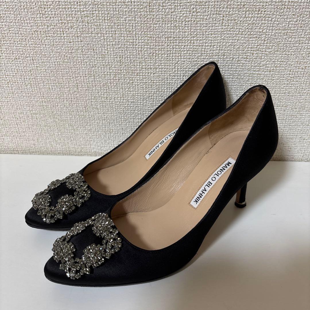 MANOLO BLAHNIK マノロブラニク　ハンギシ　パンプス　サテン
