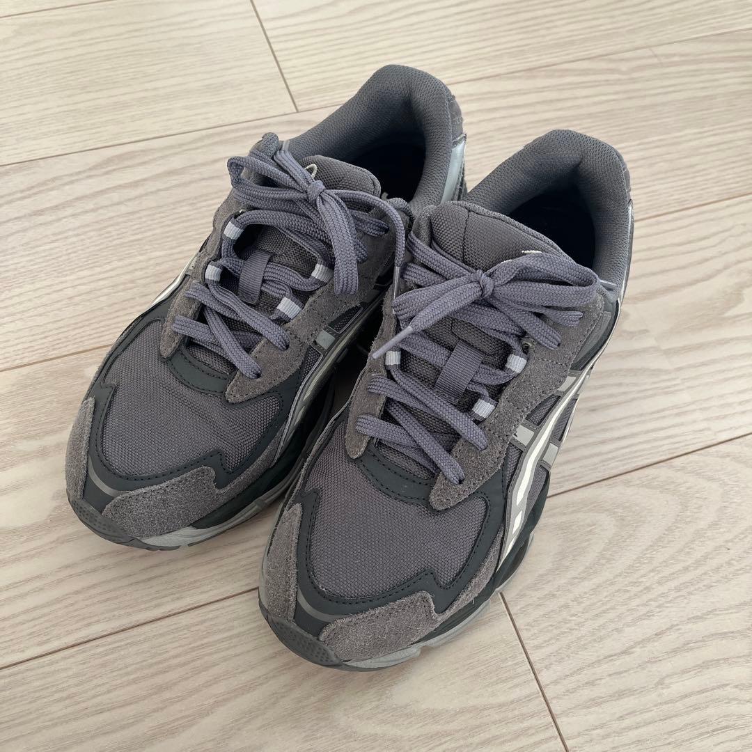 asics gel-NYC2055 グレー