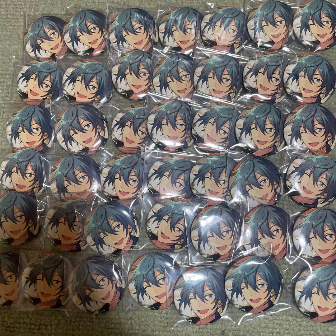 椎名ニキ 缶バッジ 痛バ セット - メルカリ