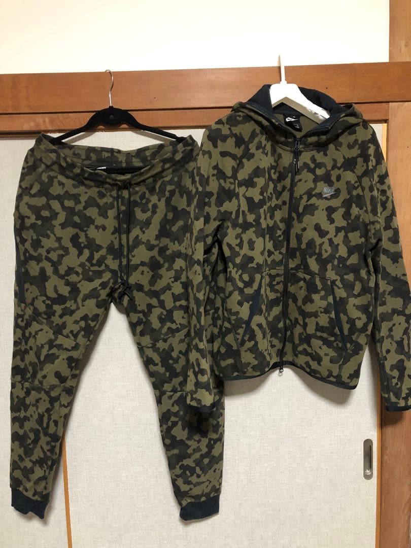 NIKE テックフリース　希少カモフラXL美品 ナイキ NIKE メンズ スポーツ カジュアル ウェア アウター テック