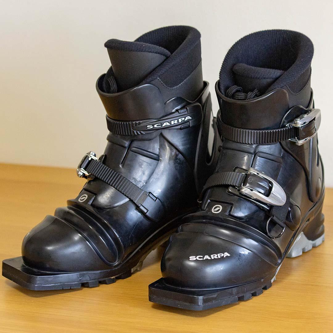 スカルパ T4(テレマークブーツ) - メルカリ