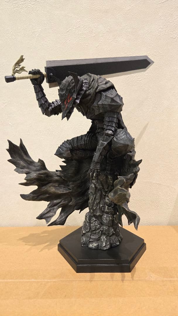 POP UP PARADE ガッツ [狂戦士の甲冑] L size