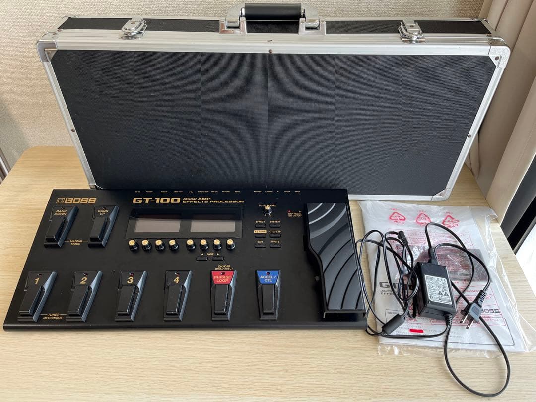 BOSS GT-100 + エフェクターボード 商品紹介 - ドクターMusic