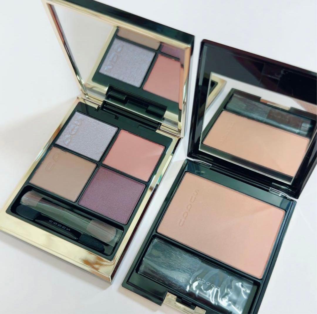 スック アイシャドウ　チーク