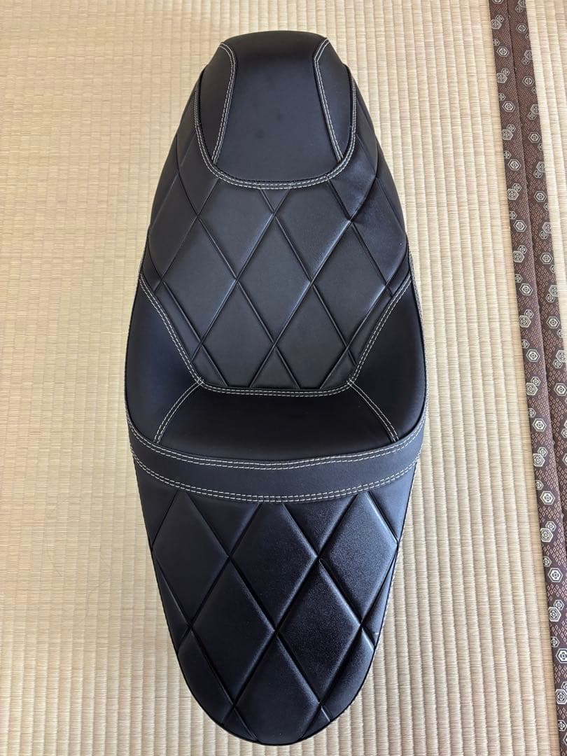 NOI WATDAN ホンダPCX ローダウン　弾付きシート　高反発ウレタン内蔵