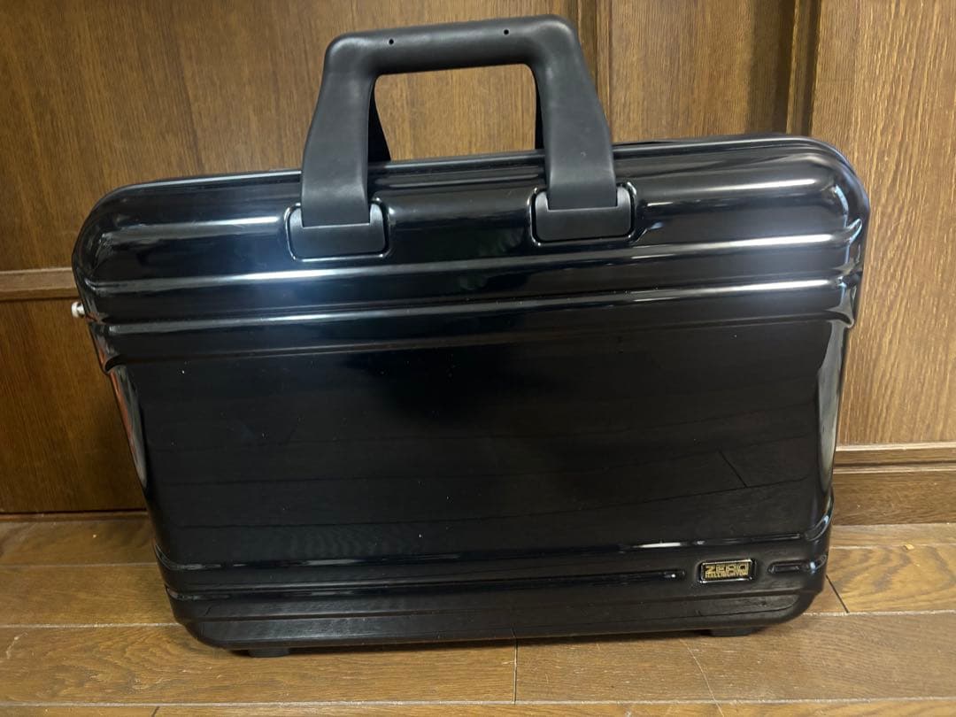 【新品未使用】ZERO HALLIBURTON アタッシュケース ブラック