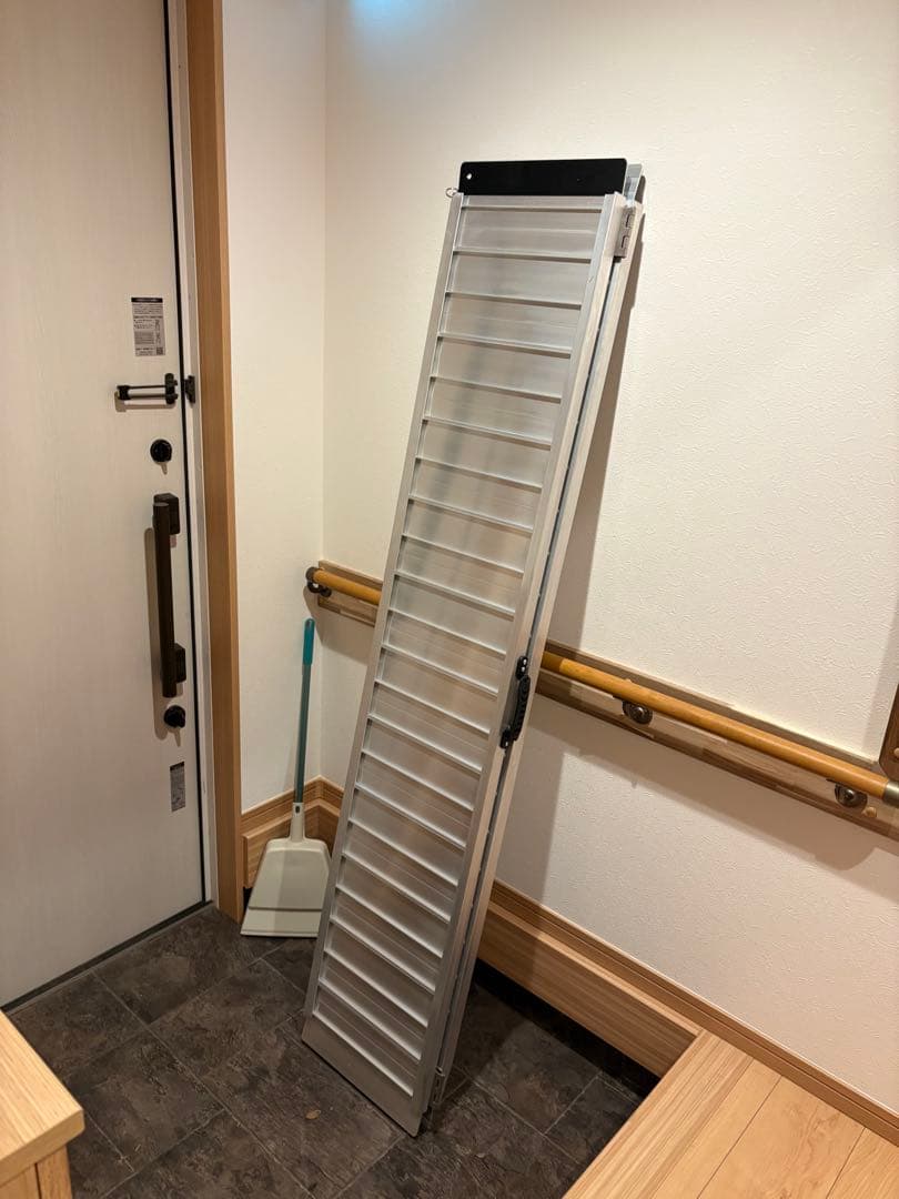 スロープ　車椅子