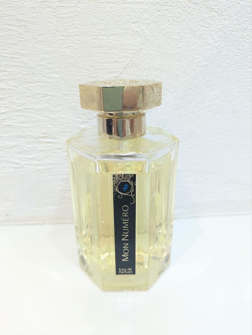 MON NUMERO ユニセックス 香水 八角形ボトル
