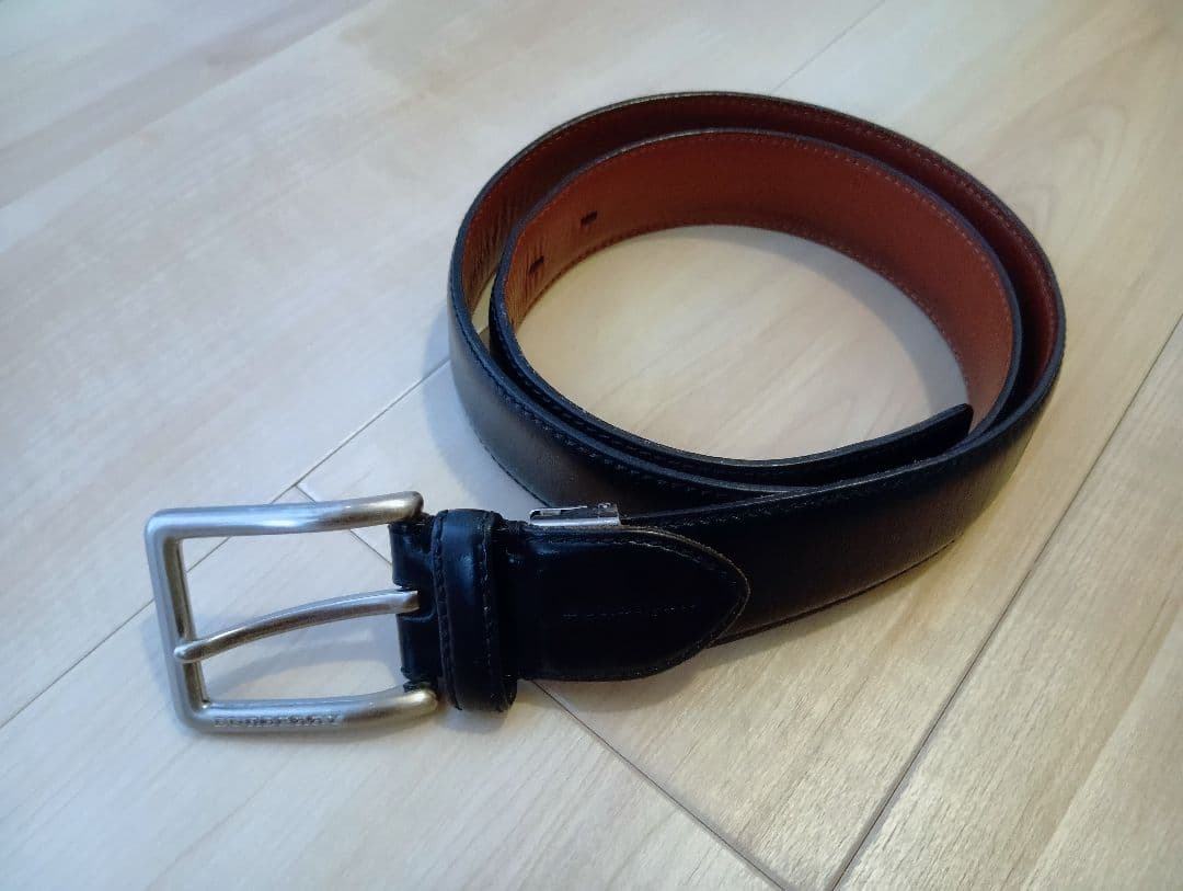 BURBERRY レザーベルト 黒
