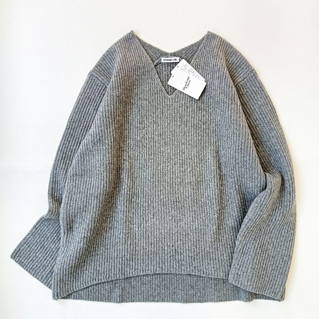 新品未使用✨《ドゥーズィエムクラス》24aw Lia Vネックニット セーター