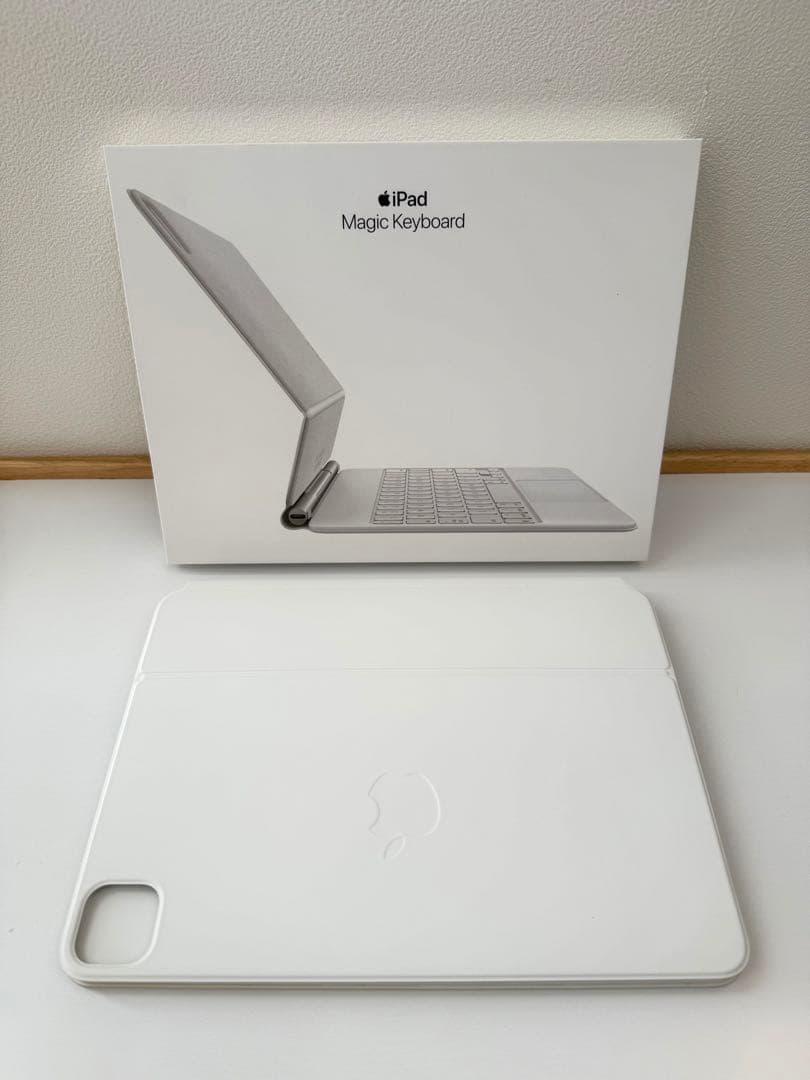 キーボード iPad Magic Keyboard MJQJ3J/A A2261