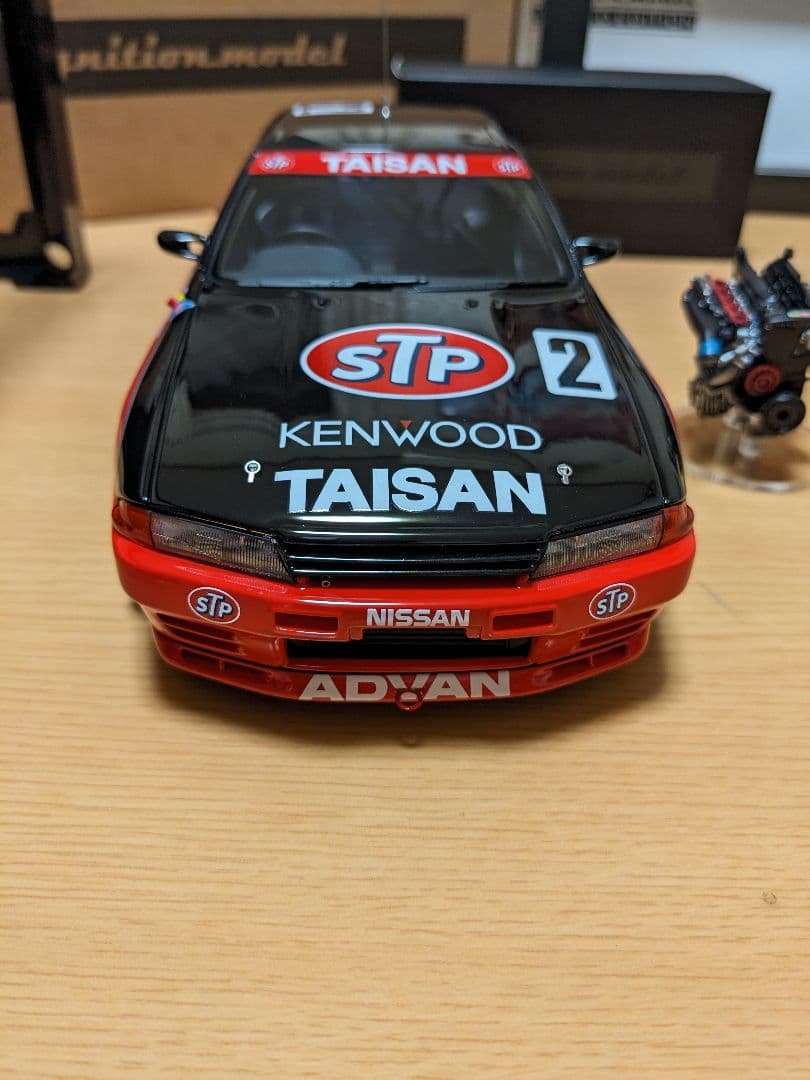 イグニッションモデル1/18 STP タイサン GT-R 1992 JTC