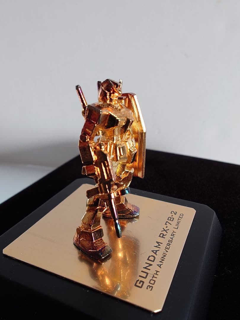 純金メッキ使用 ガンダム 非売品 セブン-イレブンキャンペーン - メルカリ