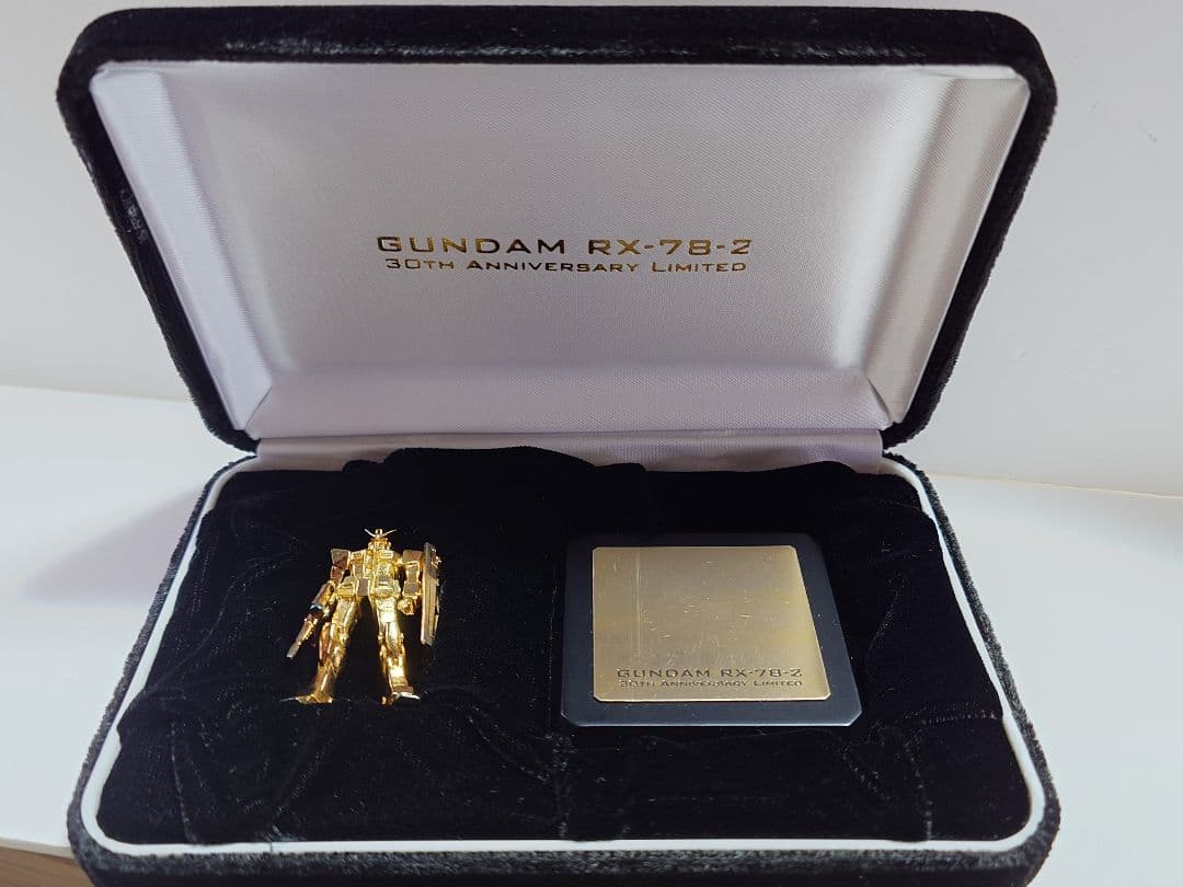 純金メッキ使用 ガンダム 非売品 セブン-イレブンキャンペーン - メルカリ