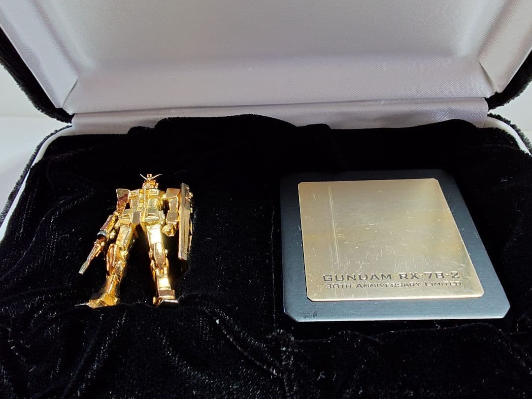 純金メッキ使用 ガンダム 非売品 セブン-イレブンキャンペーン - メルカリ