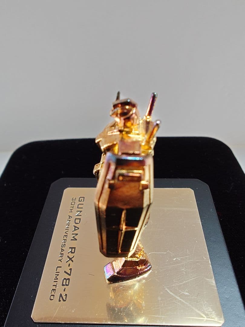 純金メッキ使用 ガンダム 非売品 セブン-イレブンキャンペーン - メルカリ