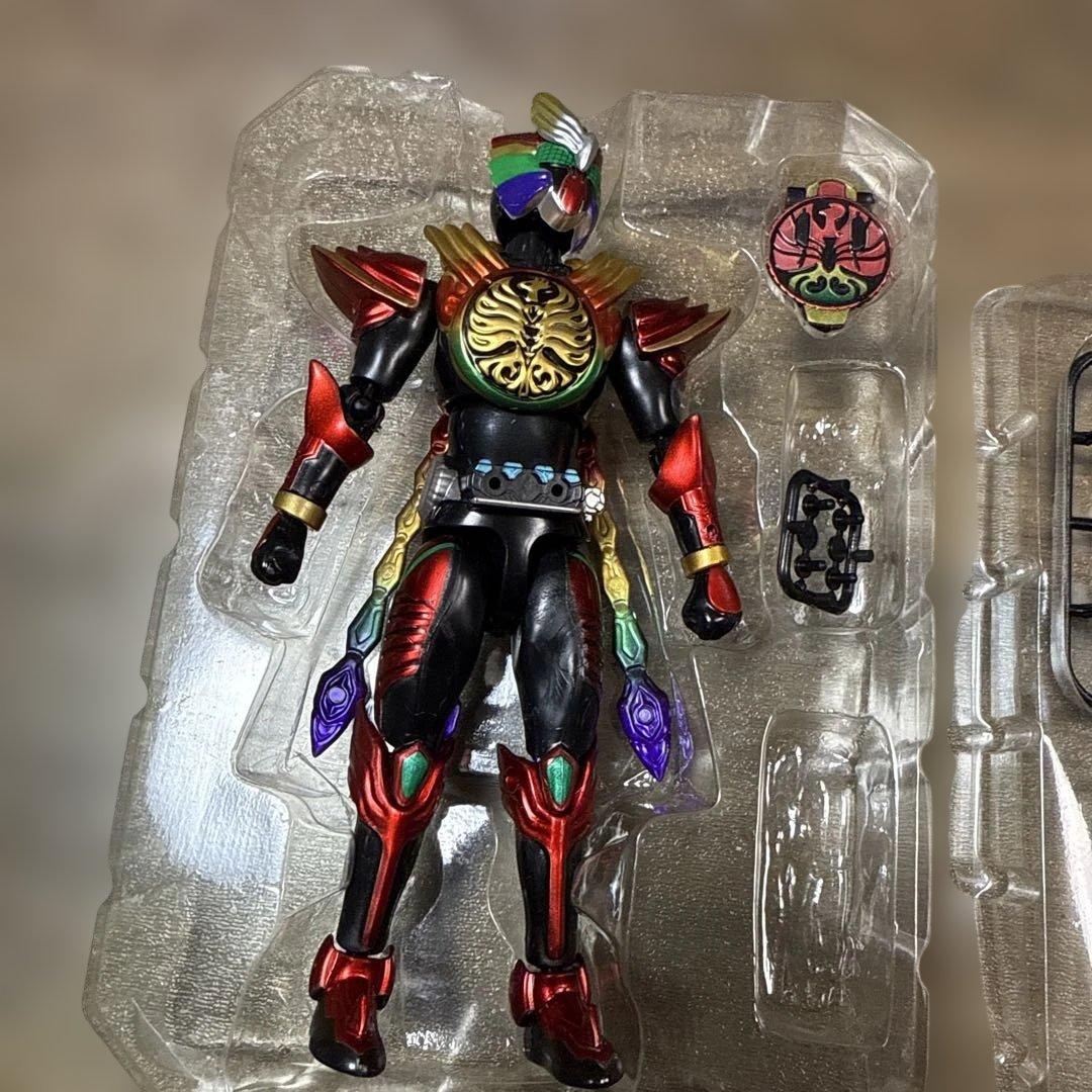 仮面ライダーオーズタマシーコンポフィギュア S.H.Figuarts 仮面ライダーオーズ タマシーコンボ | 仮面ライダー