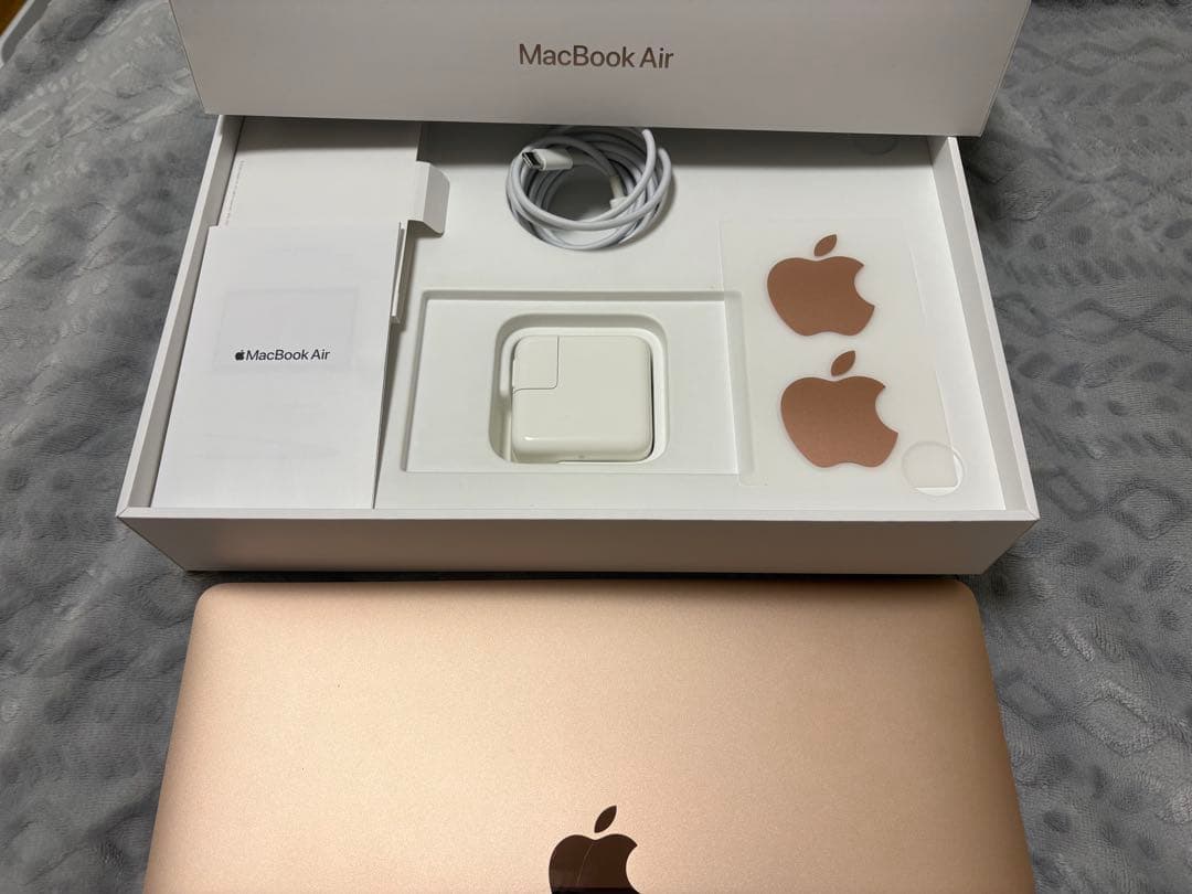 MacBook Air M1 8GB 256GB 13インチ ゴールド - メルカリ