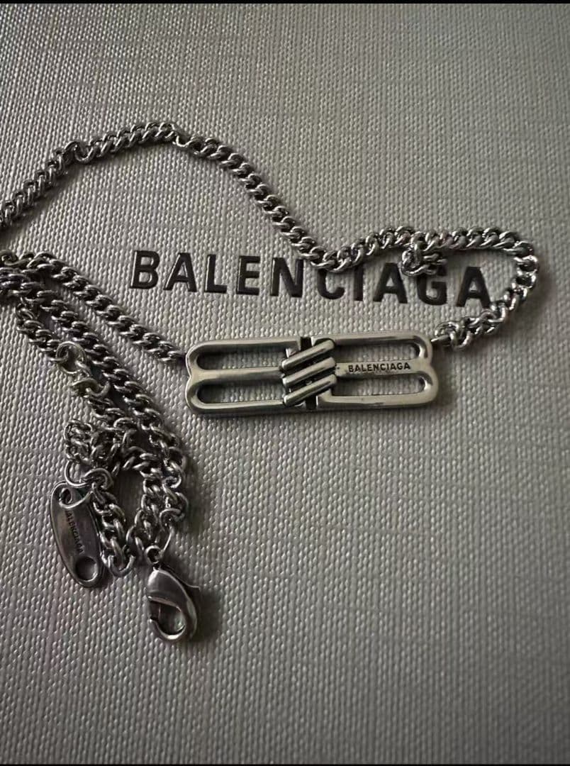 BALENCIAGA バレンシアガ チェーンネックレス メタル製 新品同様