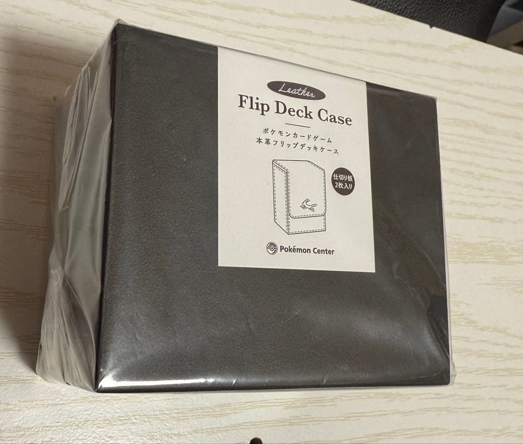 ポケモンカードゲーム 本革フリップデッキケース ブラッキー - メルカリ