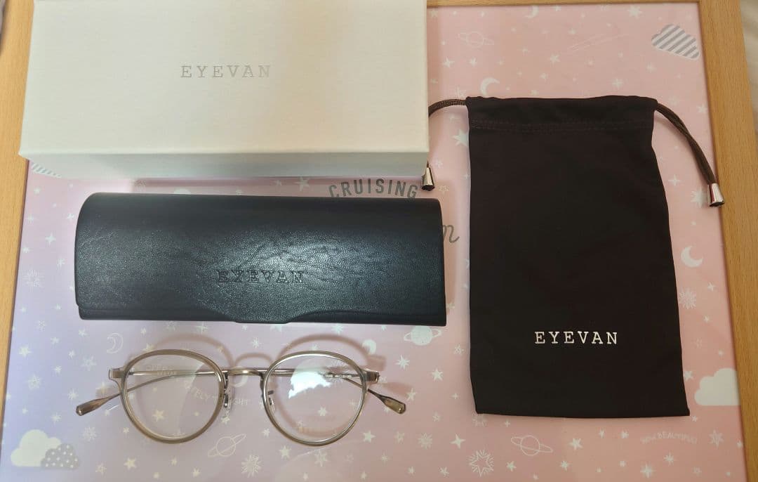 【ほぼ未使用】EYEVAN　アイヴァン　Beaufort　【伊達メガネレンズ付】