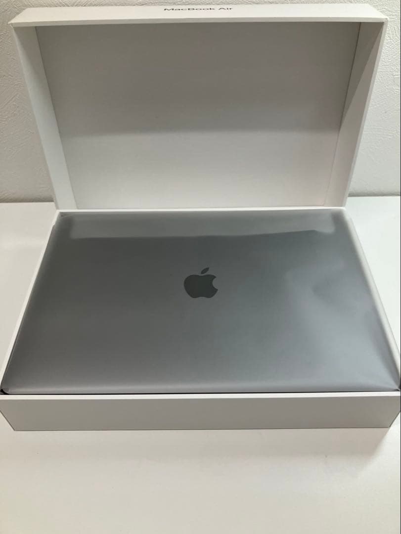 MacBook Air 13インチ2018 スペースグレイ（8GB/128GB） Amazon.com: Apple 2018 MacBook Air with 1.6GHz Intel Core i5, 13