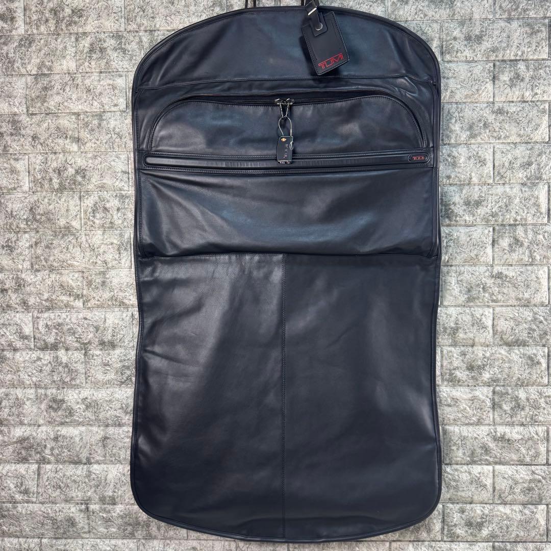 美品 TUMI トゥミ レザー ガーメントケース 衣類ケース ブラック Yahoo!オークション -「(tumi トゥミ) ガーメント」(トゥミ) (と)の