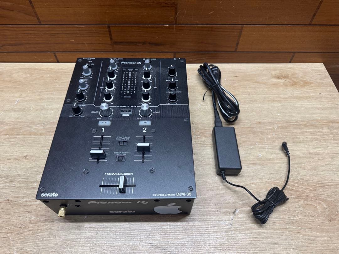Pioneer DJ DJM-S3 2チャンネルミキサー