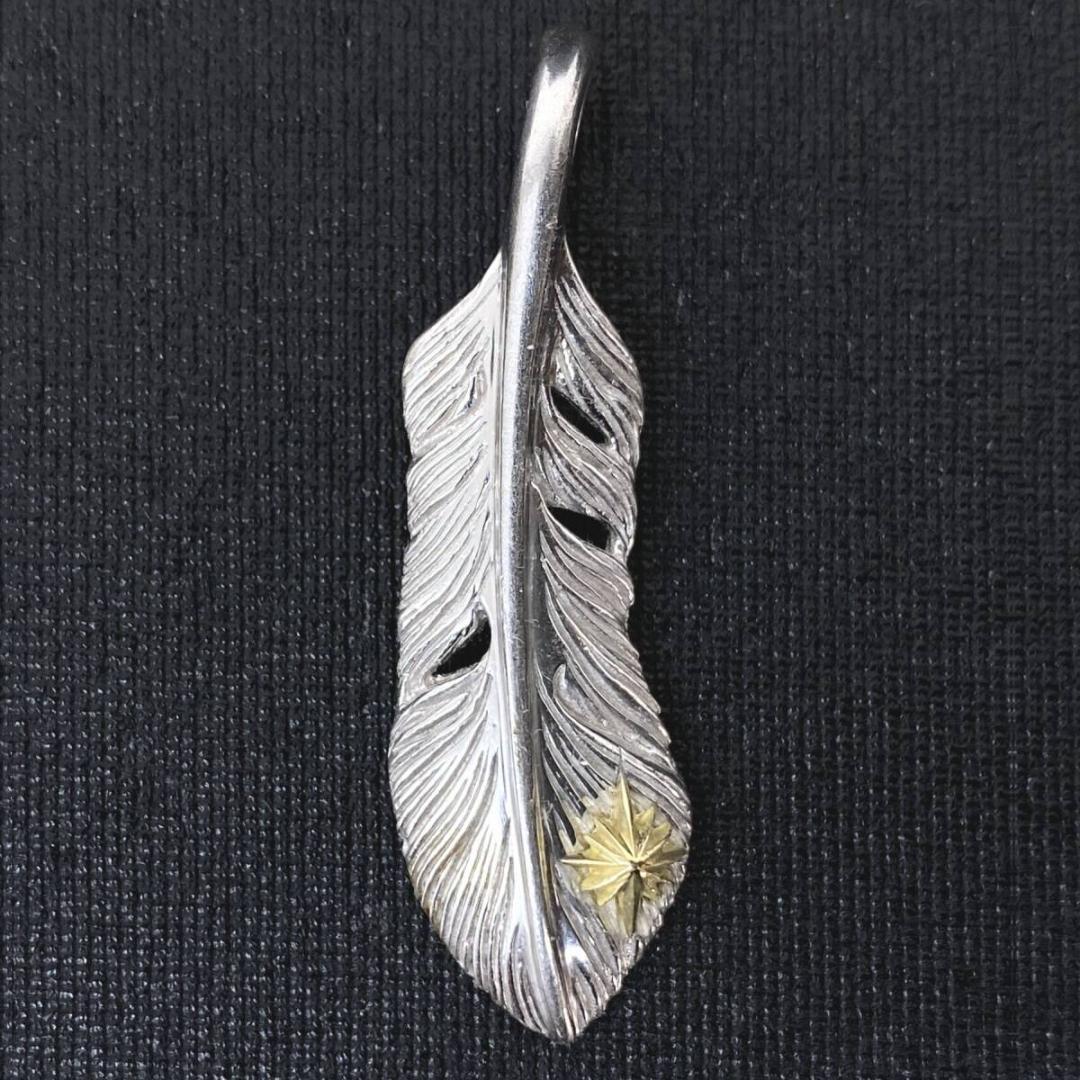 美品 SAAD K18 サンシンボル シルバー 40mm フェザー ペンダント 美品 SAAD K18 サンシンボル シルバー 40mm フェザー ペンダント
