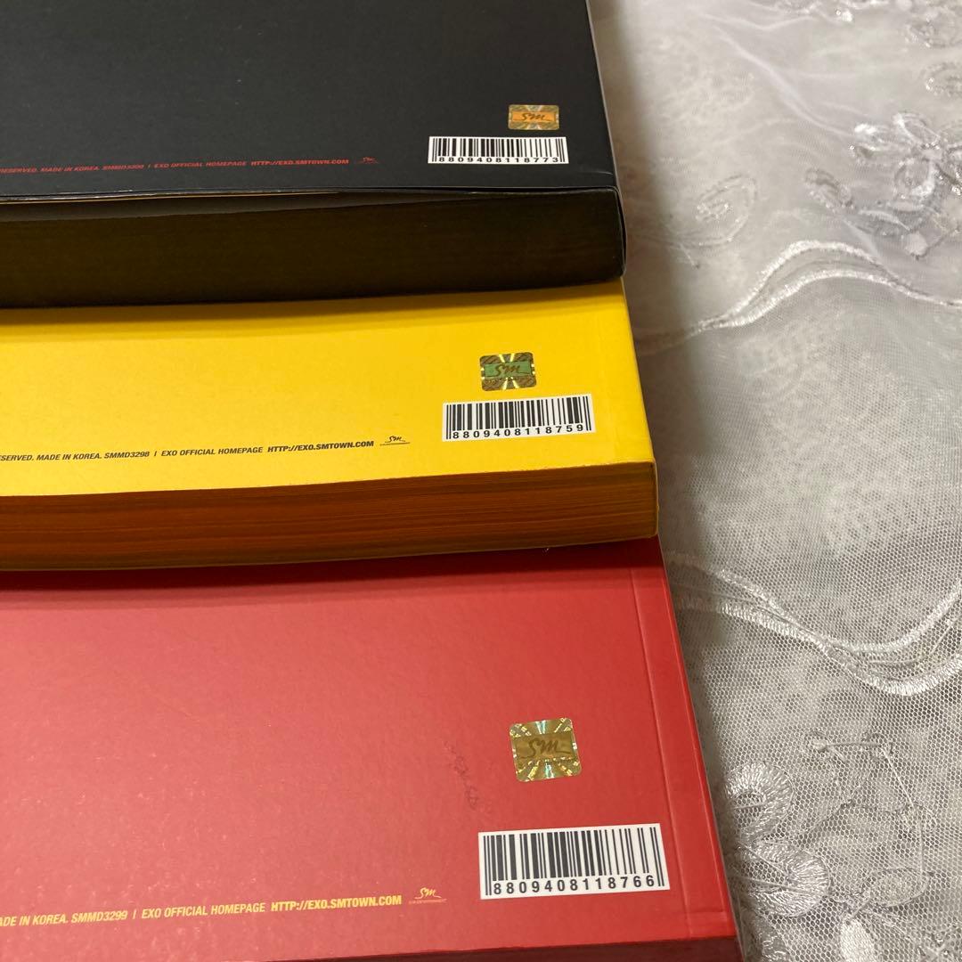 EXO写真集 ３冊　DVD付き