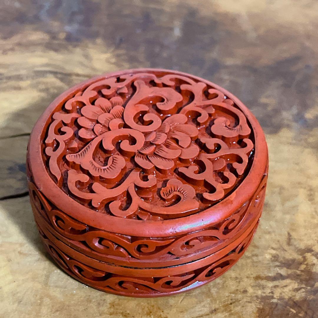 赤色 彫刻模様 香合茶道具小物入れ 中国工芸品 中国堆朱 - メルカリ