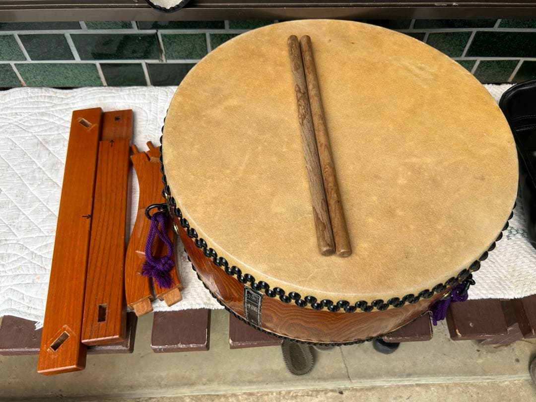 民謡太鼓 バチ・スタンド・ケース付き
