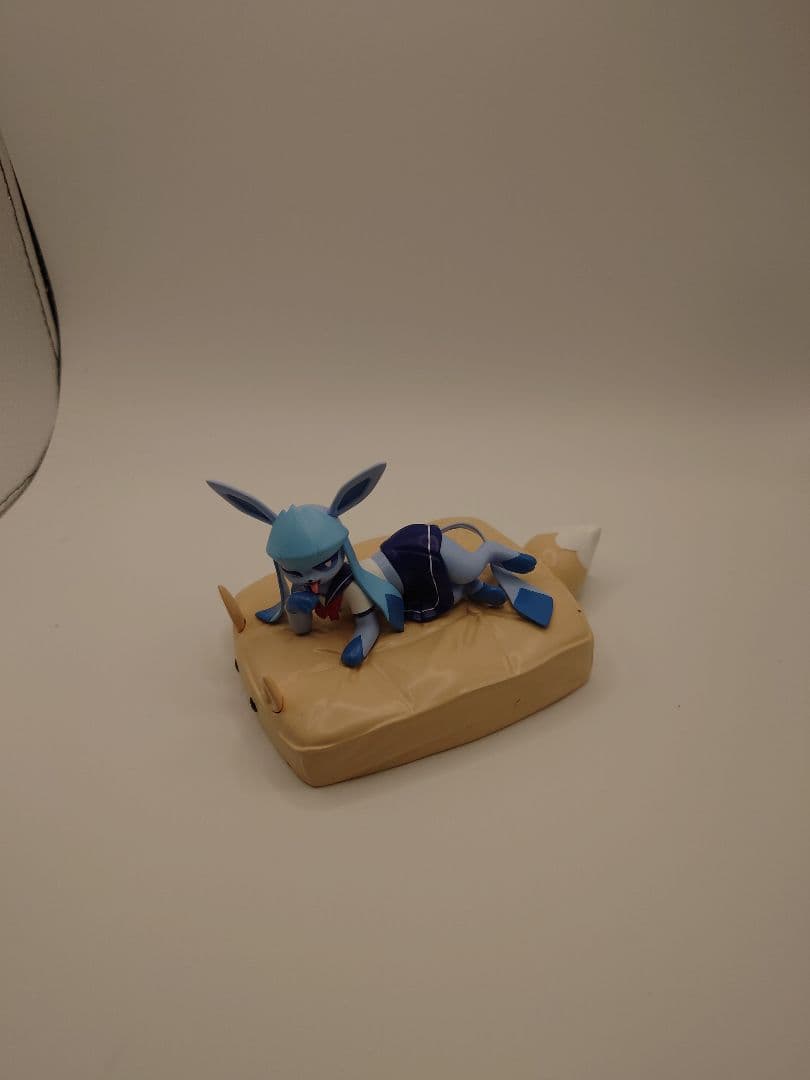 ポケモンフィギュア　グレイシア