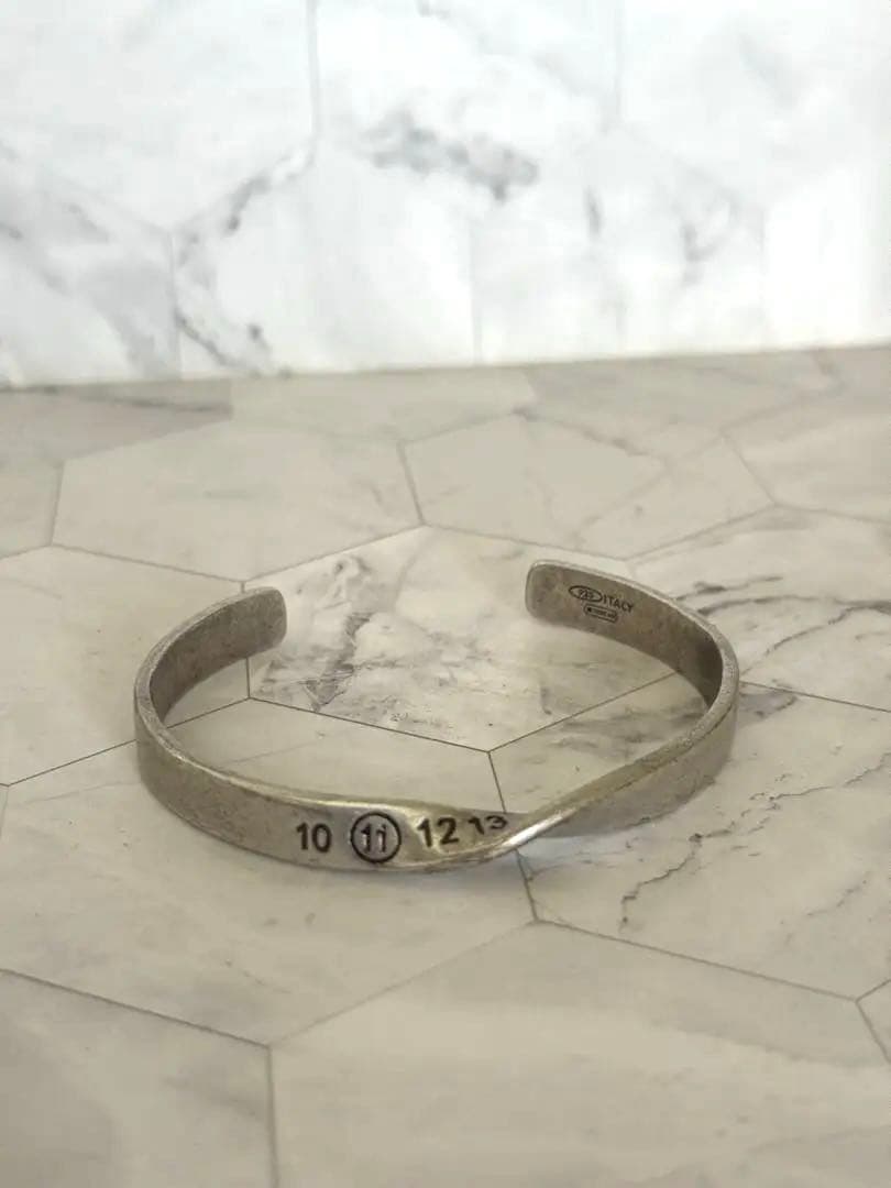 メゾンマルジェラ ツイストバングル シルバー925