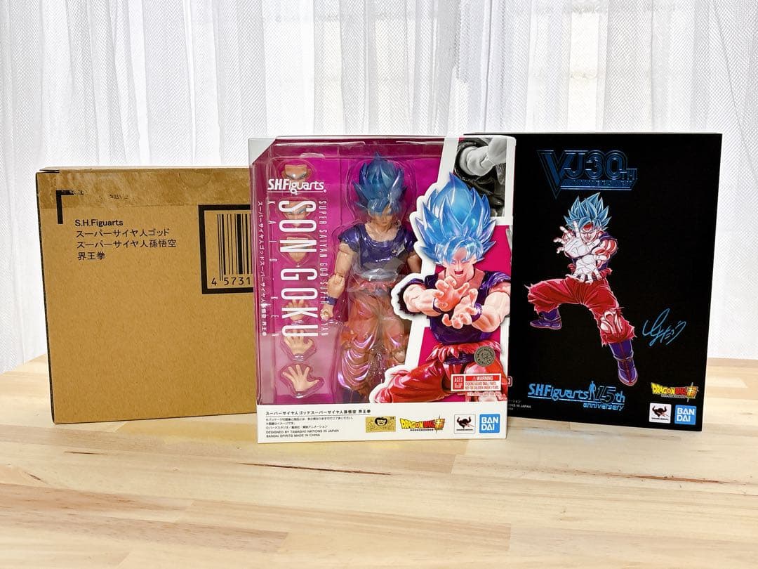 S.H.Figuartsスーパーサイヤ人ゴッドスーパーサイヤ人　孫悟空 界王拳