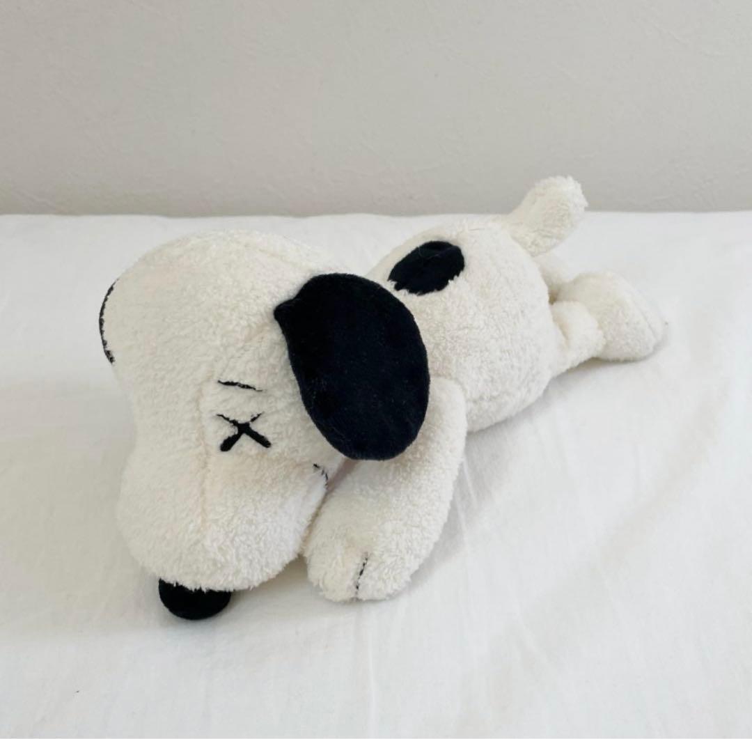 KAWS×PEANUTS ユニクロ カウズ スヌーピーぬいぐるみ(4点セット