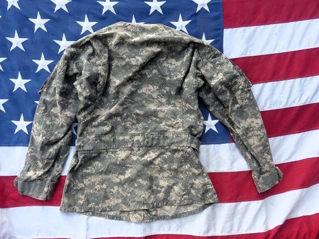 米軍実物 ACU エアクルー ジャケット M-R ヘリクルー A2CU 708 - メルカリ