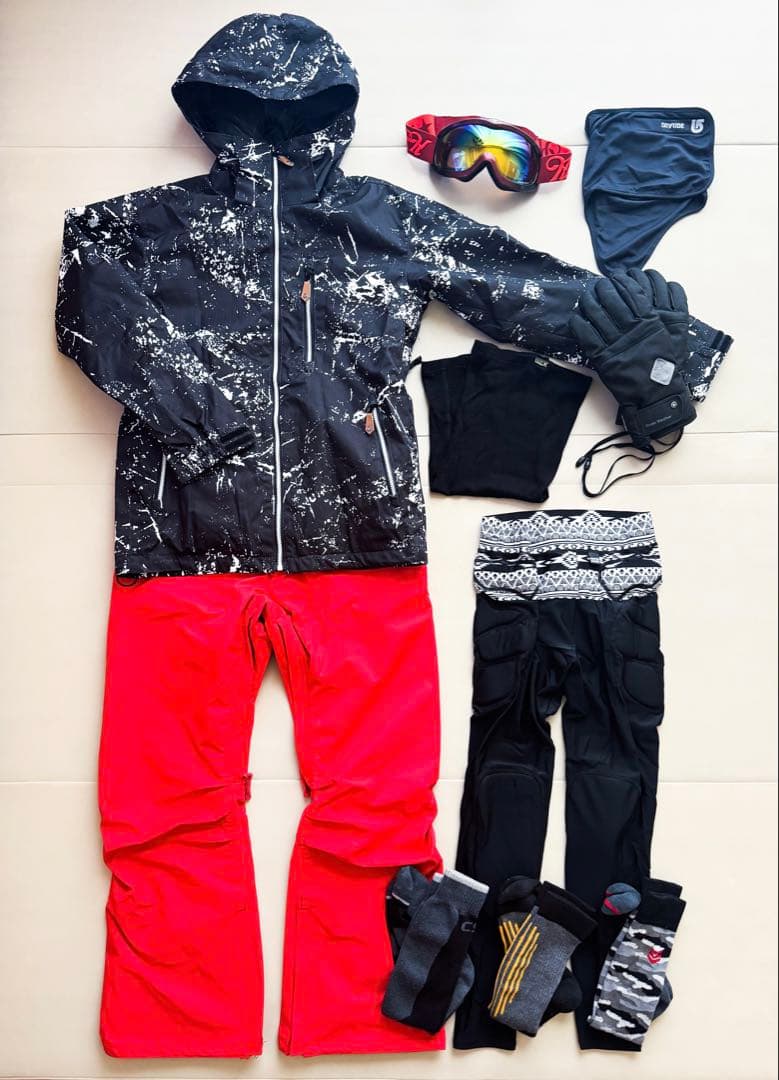 FOURNINES フォーナインズ 10点セット スノーボード ウェア