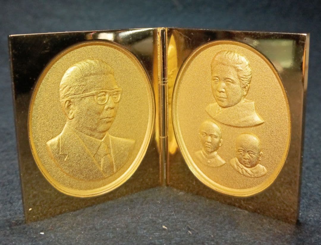 真如苑 伊東真乗作 真如教主 三霊尊 レリーフ 2026年最新】真如教主様の人気アイテム - メルカリ