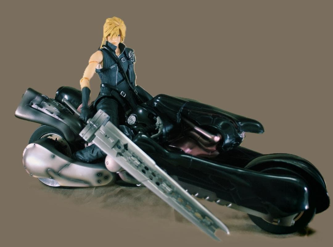 中古 PLAYARTS クラウド＆フェンリル +EXTRA PARTS セット - メルカリ