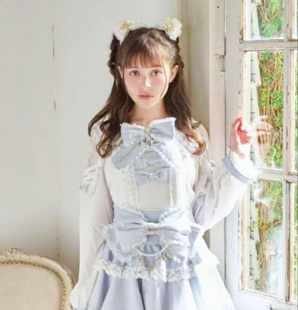 LIZLISA ティアラリボンリブカットブラウス ブルー - メルカリ