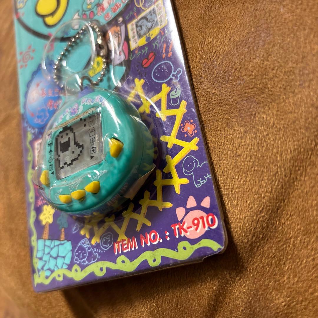 ラクラクダイノくん たまごっち 未開封品 青 - メルカリ