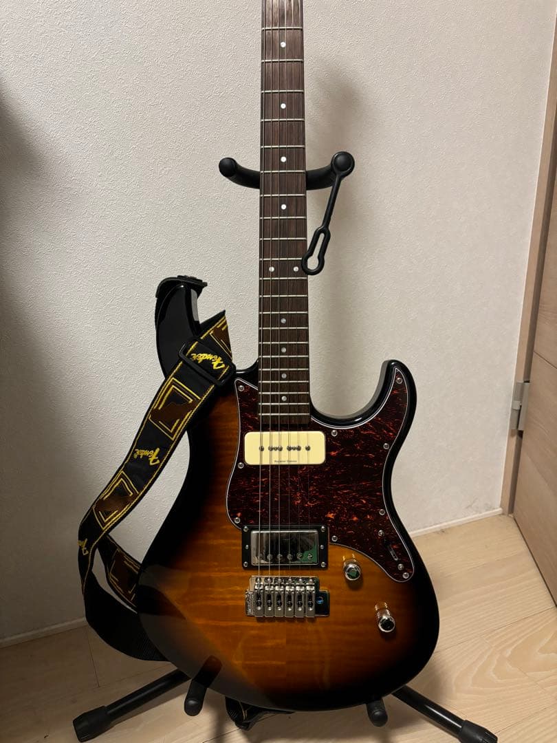 YAMAHA PACIFICA611VFM エレキギター